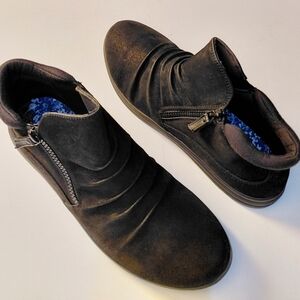 CLARKS CLOUDSTEPPERS Women's  Breeze Range Ankle Boots Black - 11M